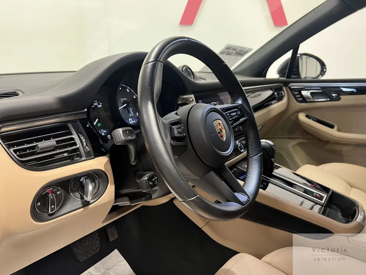 Porsche Macan usata a Brescia (10)