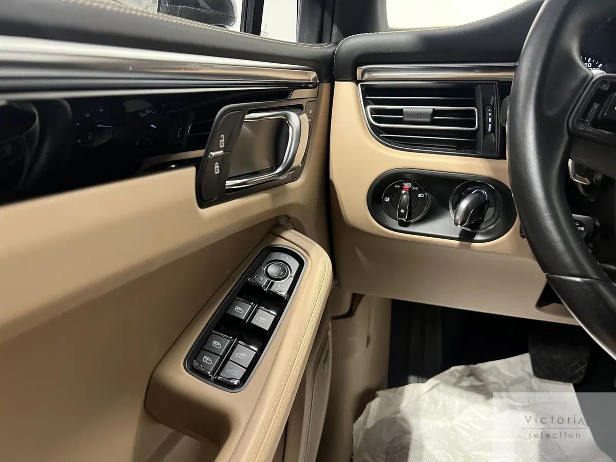 Porsche Macan usata a Brescia (7)