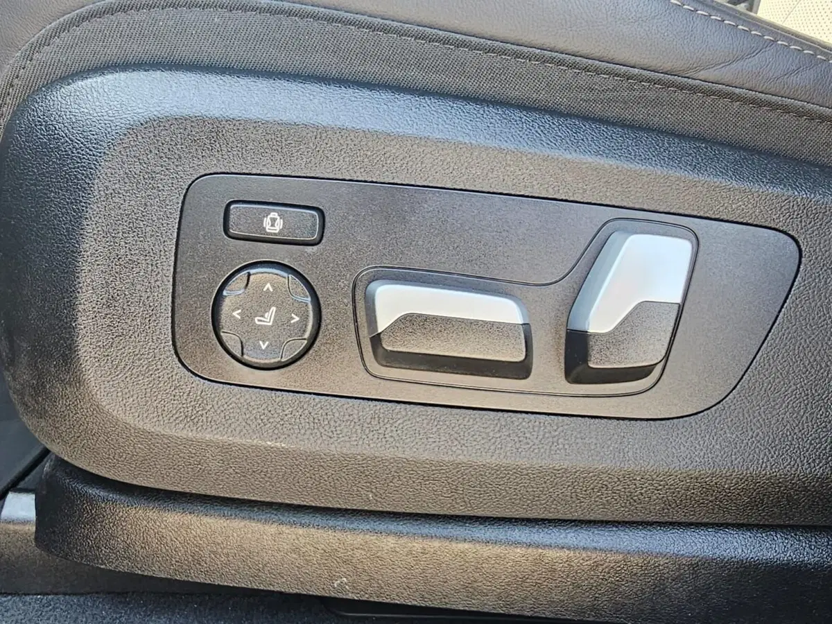 BMW X6 usata a Bari (8)