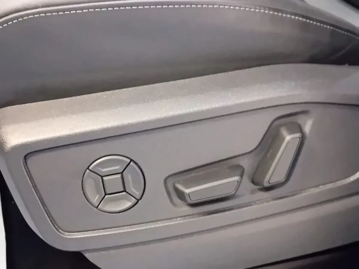 Audi Q5 Sportback usata a Bari (17)