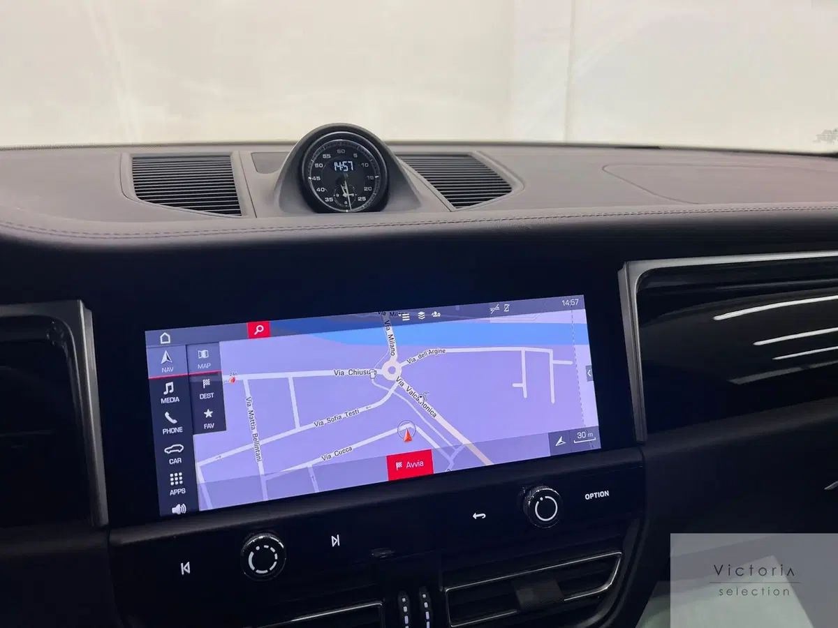 Porsche Macan usata a Brescia (11)