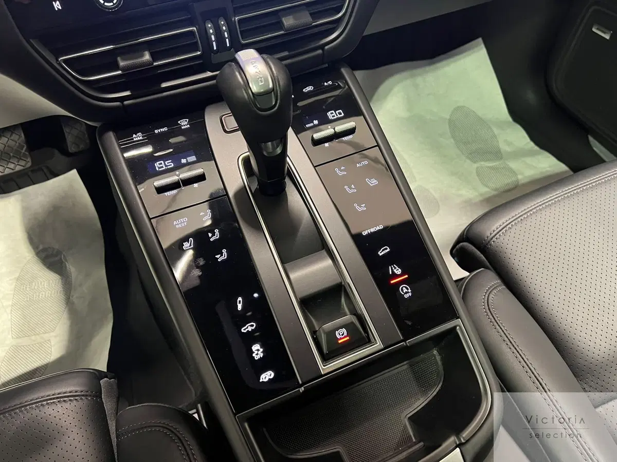 Porsche Macan usata a Brescia (13)