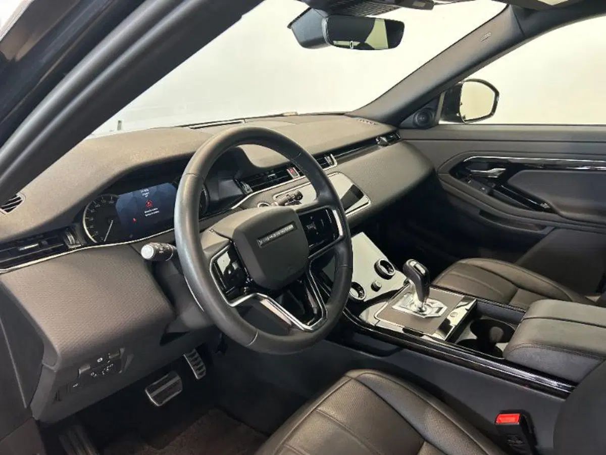 Land Rover Range Rover Evoque usata a Venezia (11)