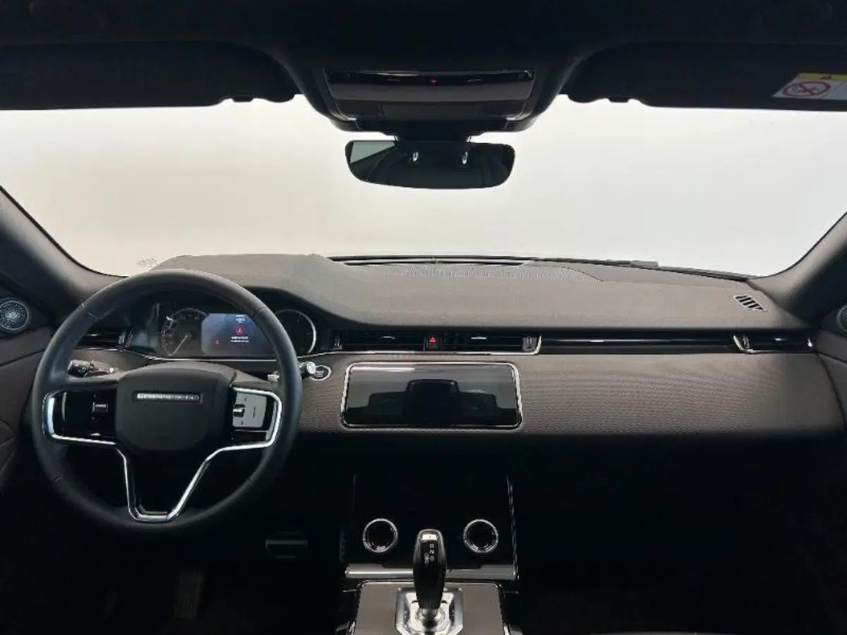 Land Rover Range Rover Evoque usata a Venezia (17)