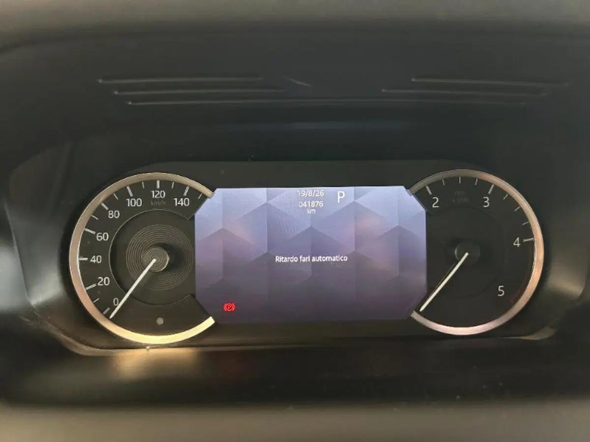 Land Rover Discovery Sport usata a Venezia (20)