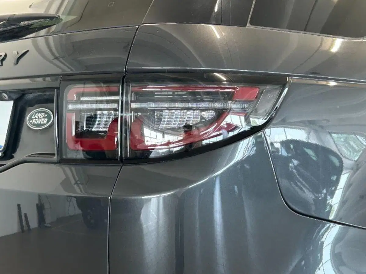 Land Rover Discovery Sport usata a Venezia (7)