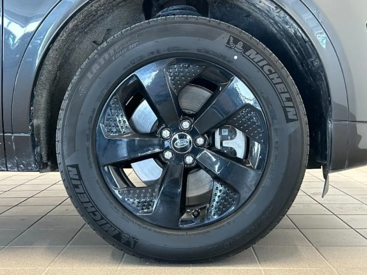 Land Rover Discovery Sport usata a Venezia (8)