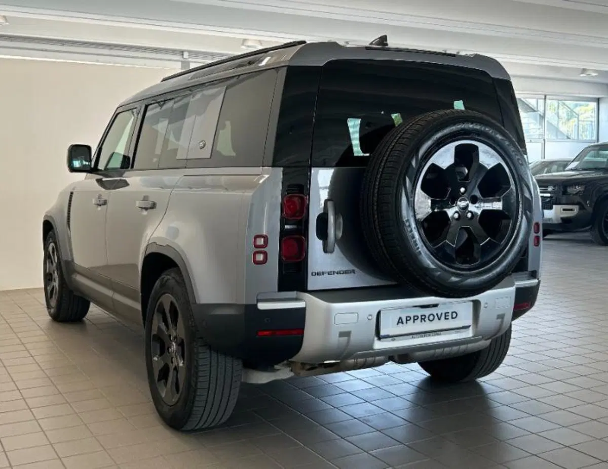 Land Rover Defender usata a Venezia (3)
