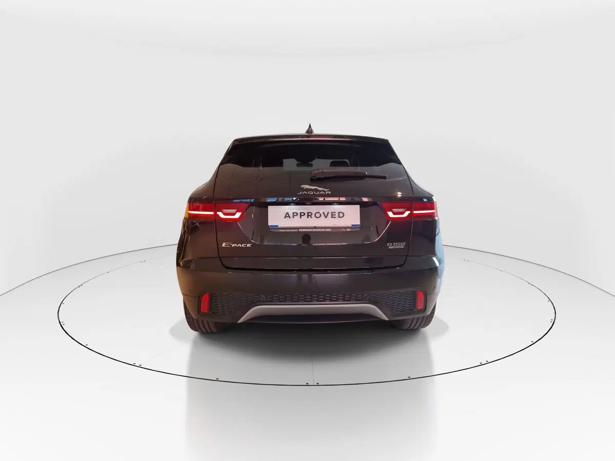 Jaguar E-Pace usata a Modena (6)