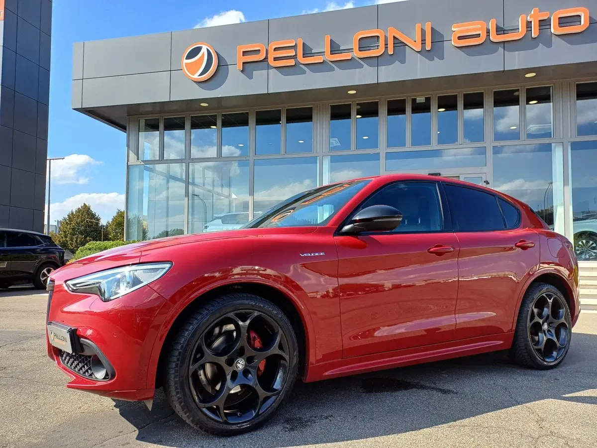 Alfa Romeo Stelvio usata a Modena (2)