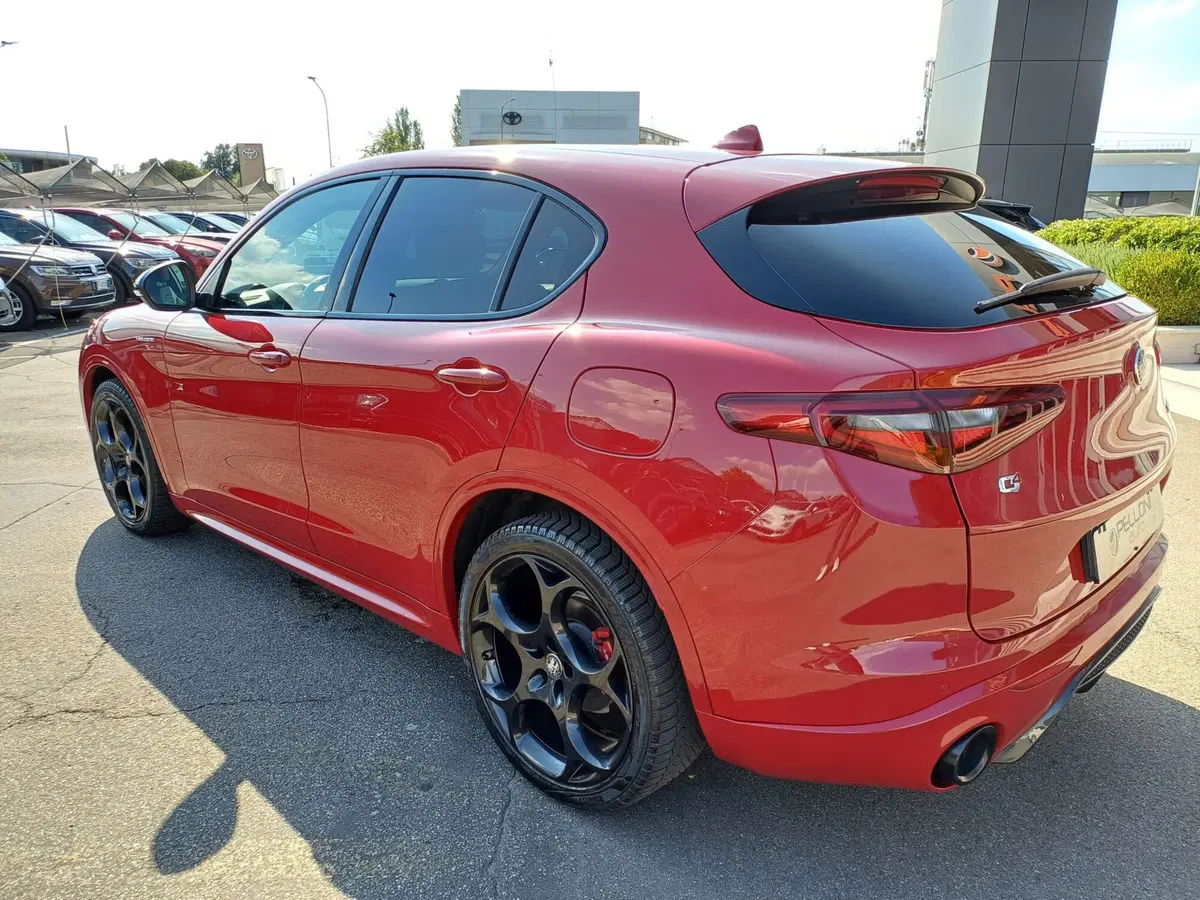 Alfa Romeo Stelvio usata a Modena (9)