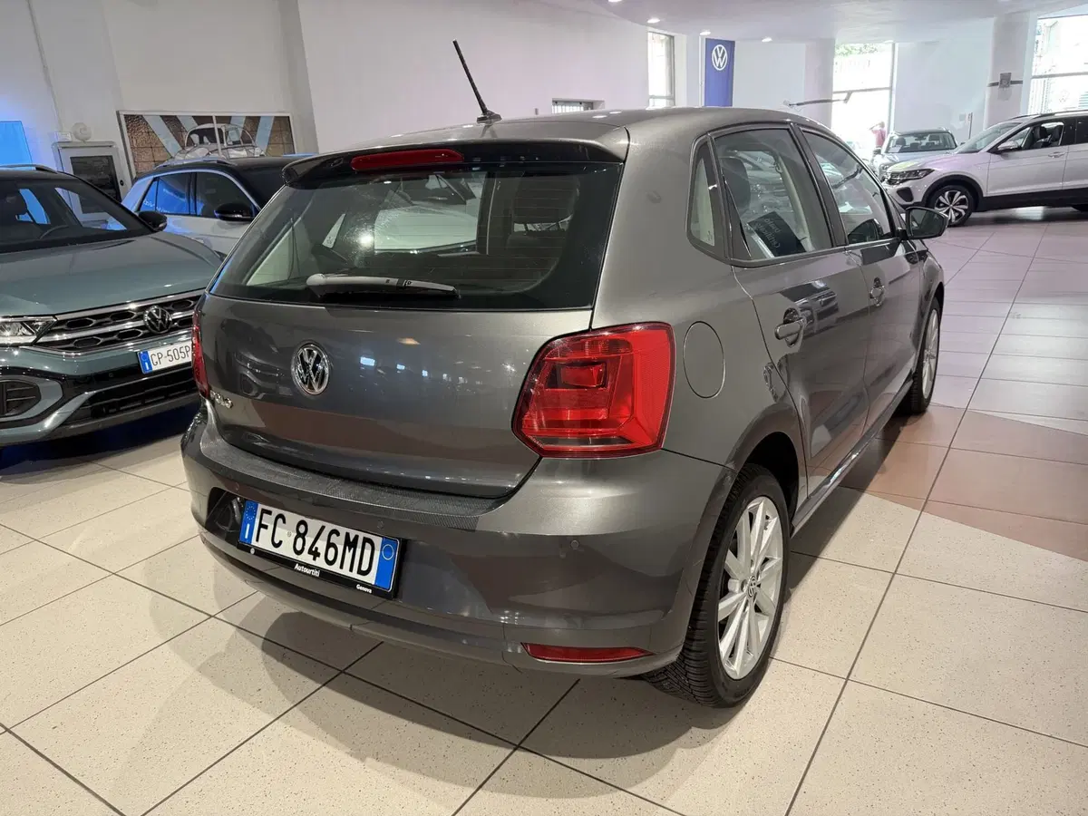 Volkswagen Polo usata a Genova (5)