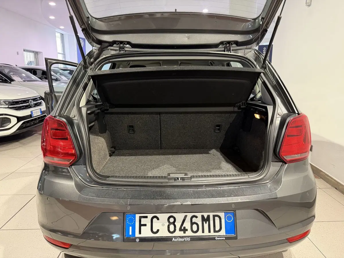 Volkswagen Polo usata a Genova (9)