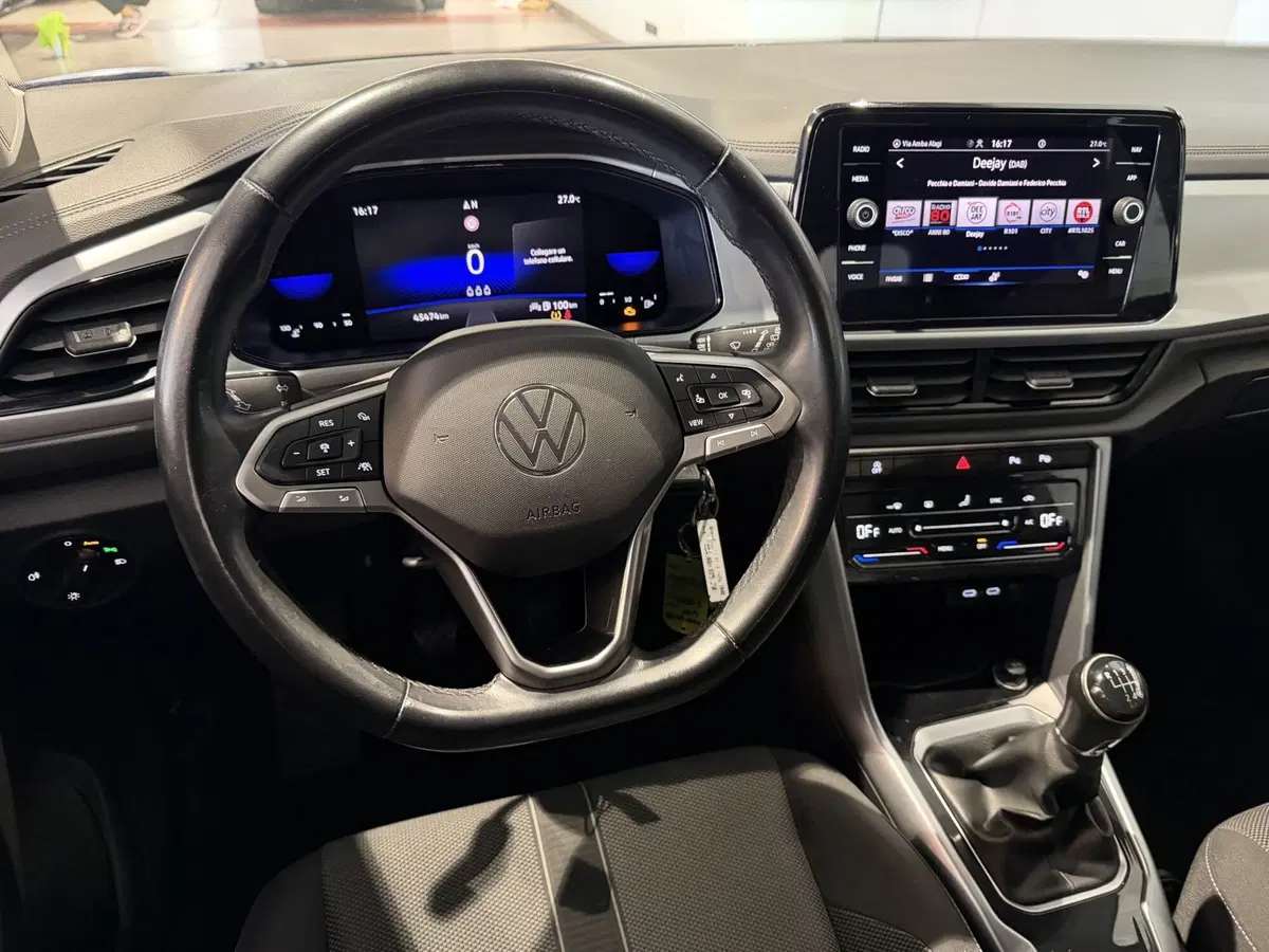 Volkswagen T-Roc usata a Genova (11)