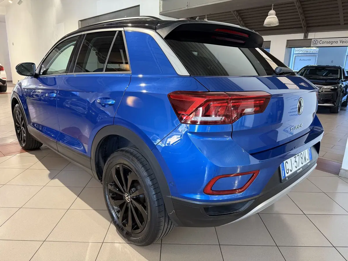 Volkswagen T-Roc usata a Genova (3)