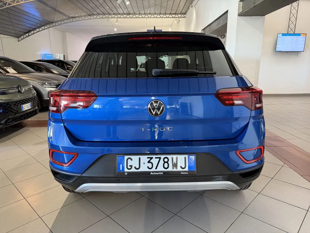 Volkswagen T-Roc usata a Genova (4)