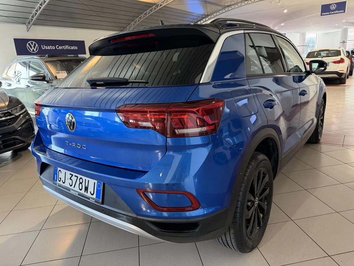 Volkswagen T-Roc usata a Genova (5)