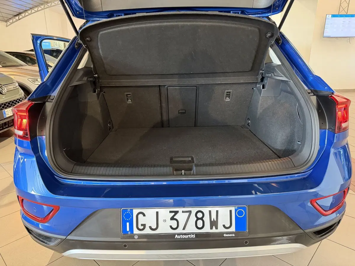 Volkswagen T-Roc usata a Genova (9)