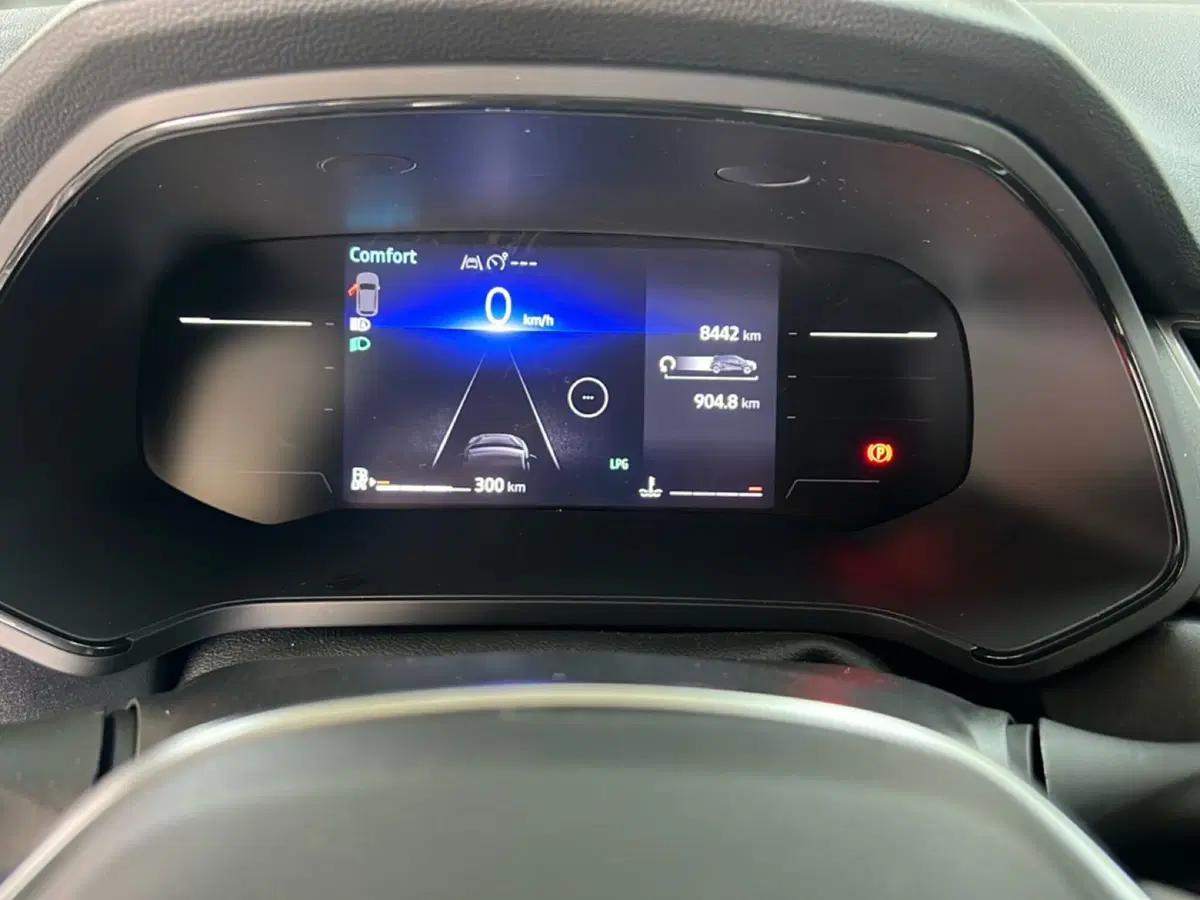 Renault Captur usata a Roma (13)
