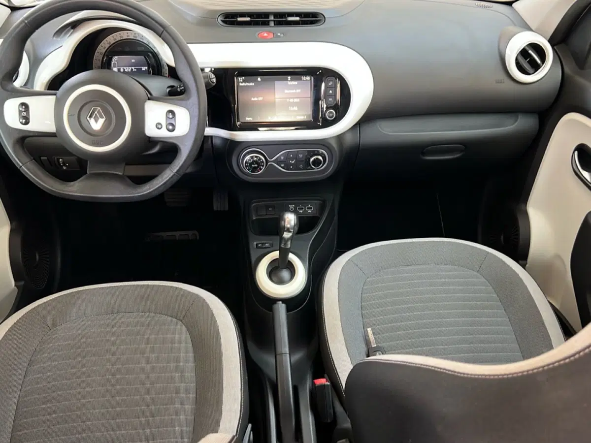 Renault Twingo usata a Roma (11)