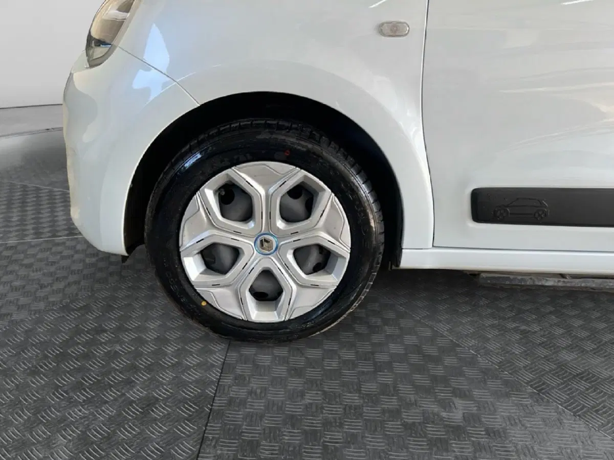 Renault Twingo usata a Roma (9)