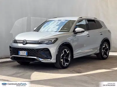 Volkswagen Tiguan Allspace 2.0 tdi R-Line 150cv dsg del 2024 usata a Albano Laziale