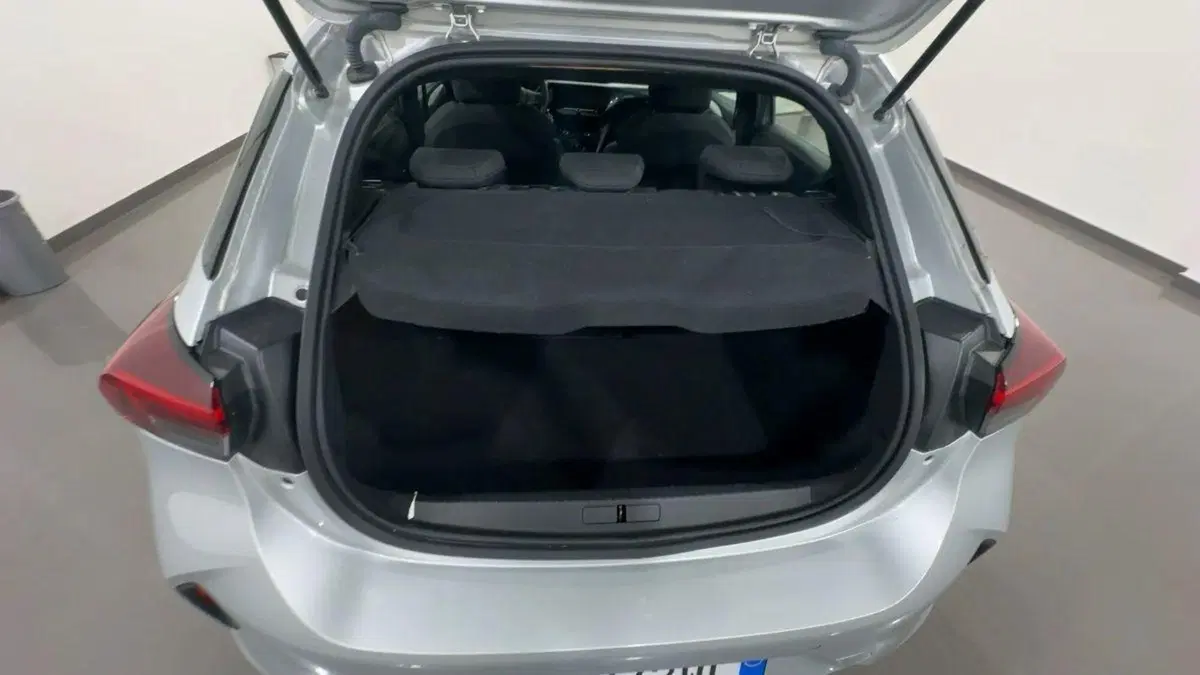 Opel Corsa usata a Milano (7)
