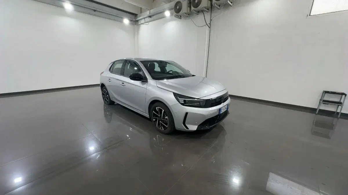 Opel Corsa usata a Milano (4)