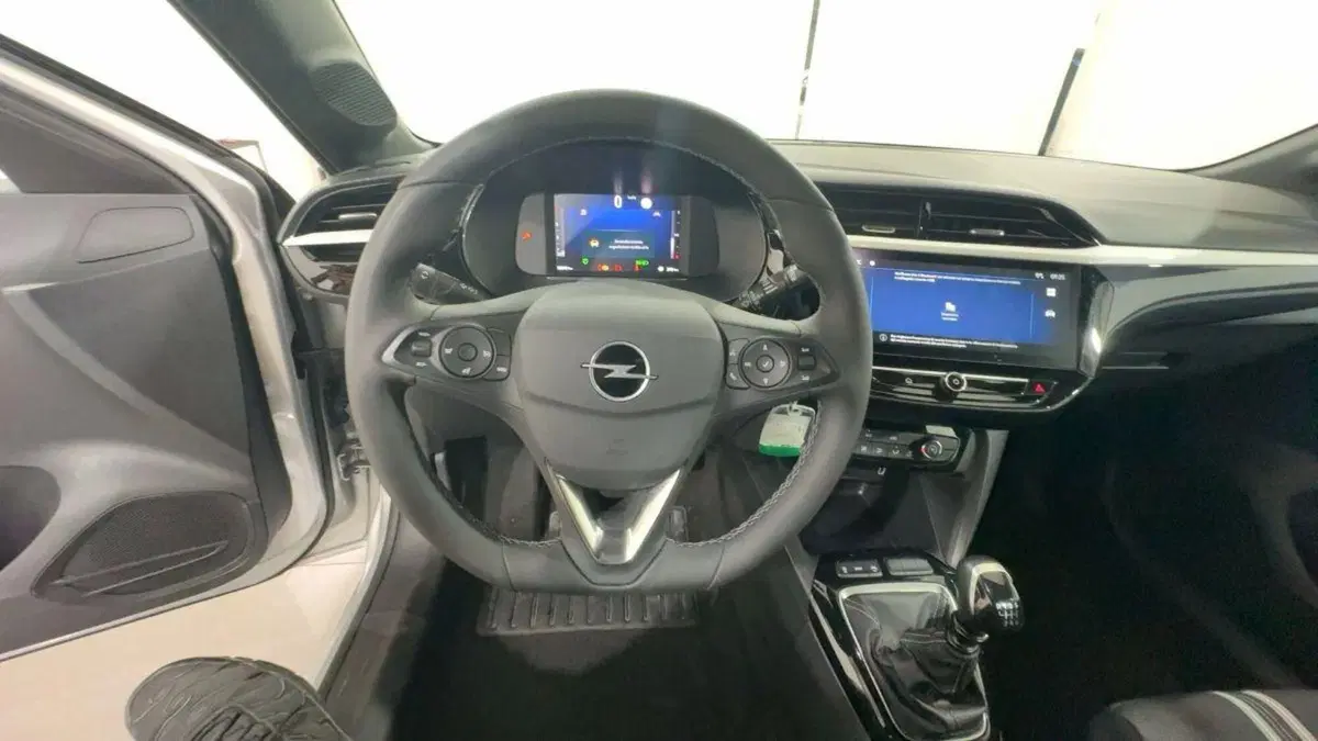 Opel Corsa usata a Milano (6)