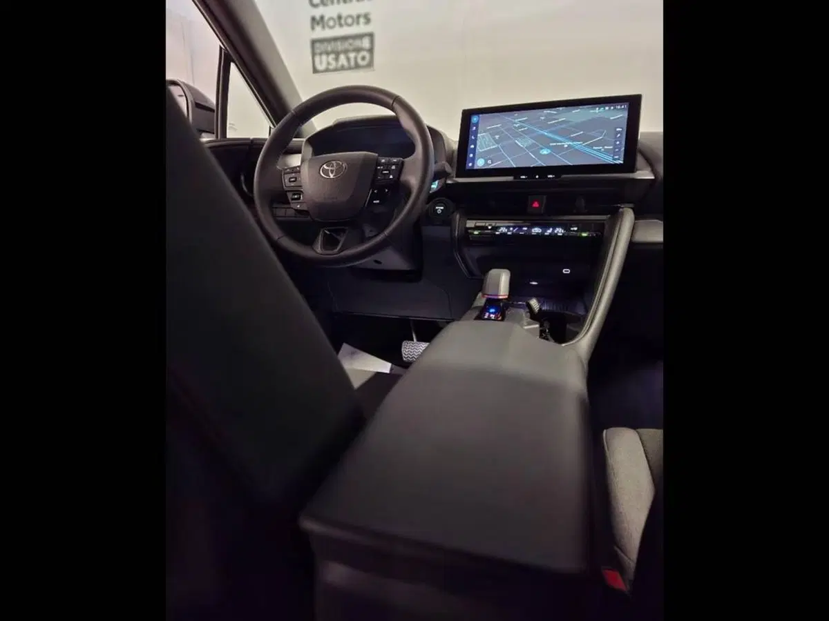 Toyota Toyota C-HR usata a Torino (13)