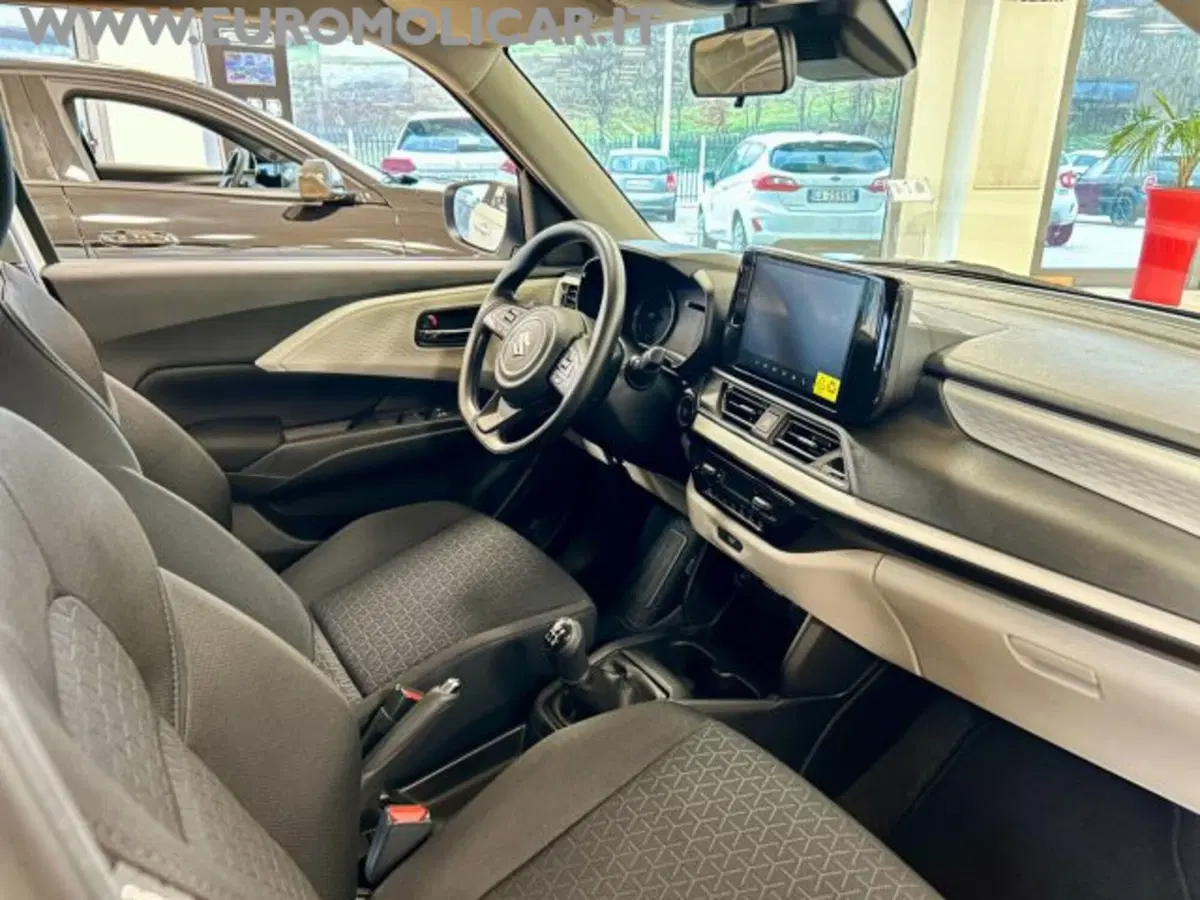 Suzuki Swift nuova a Campobasso (9)