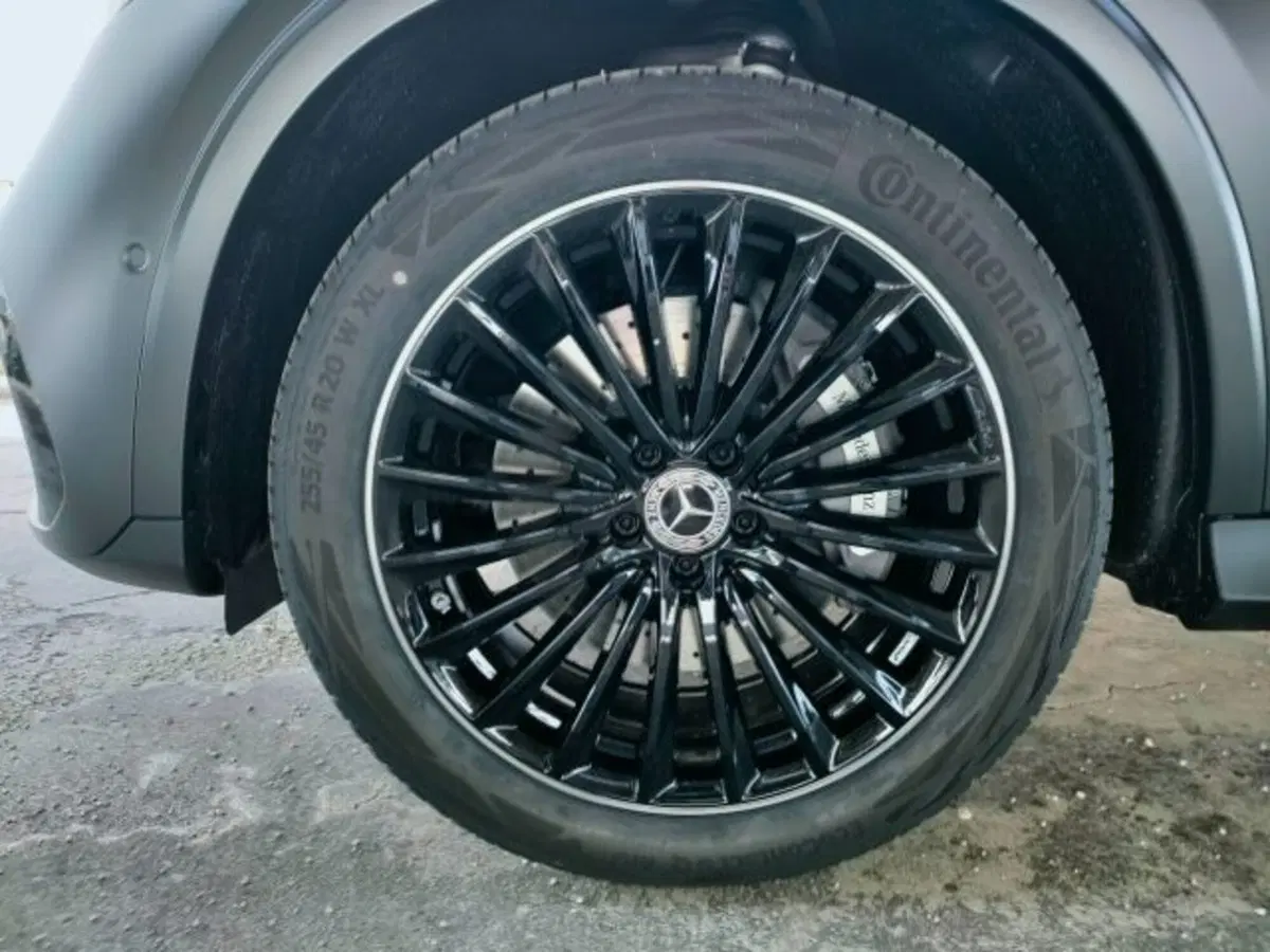 Mercedes-Benz GLC SUV nuova a Teramo (7)