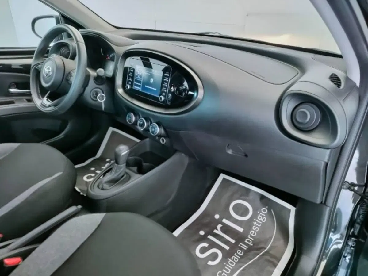 Toyota Aygo X usata a Teramo (12)