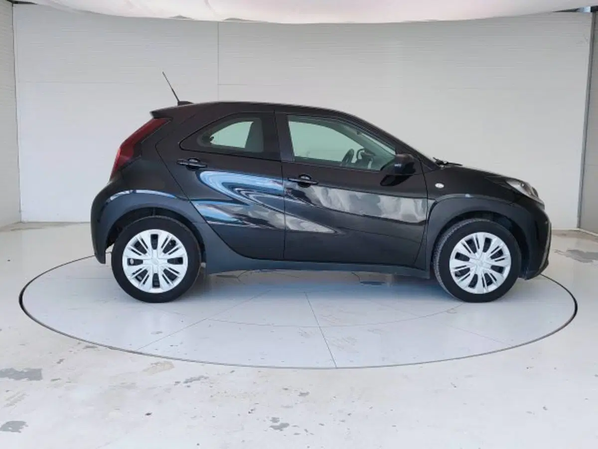 Toyota Aygo X usata a Teramo (4)
