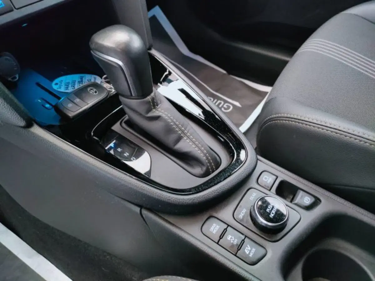Toyota Yaris Cross usata a Teramo (11)