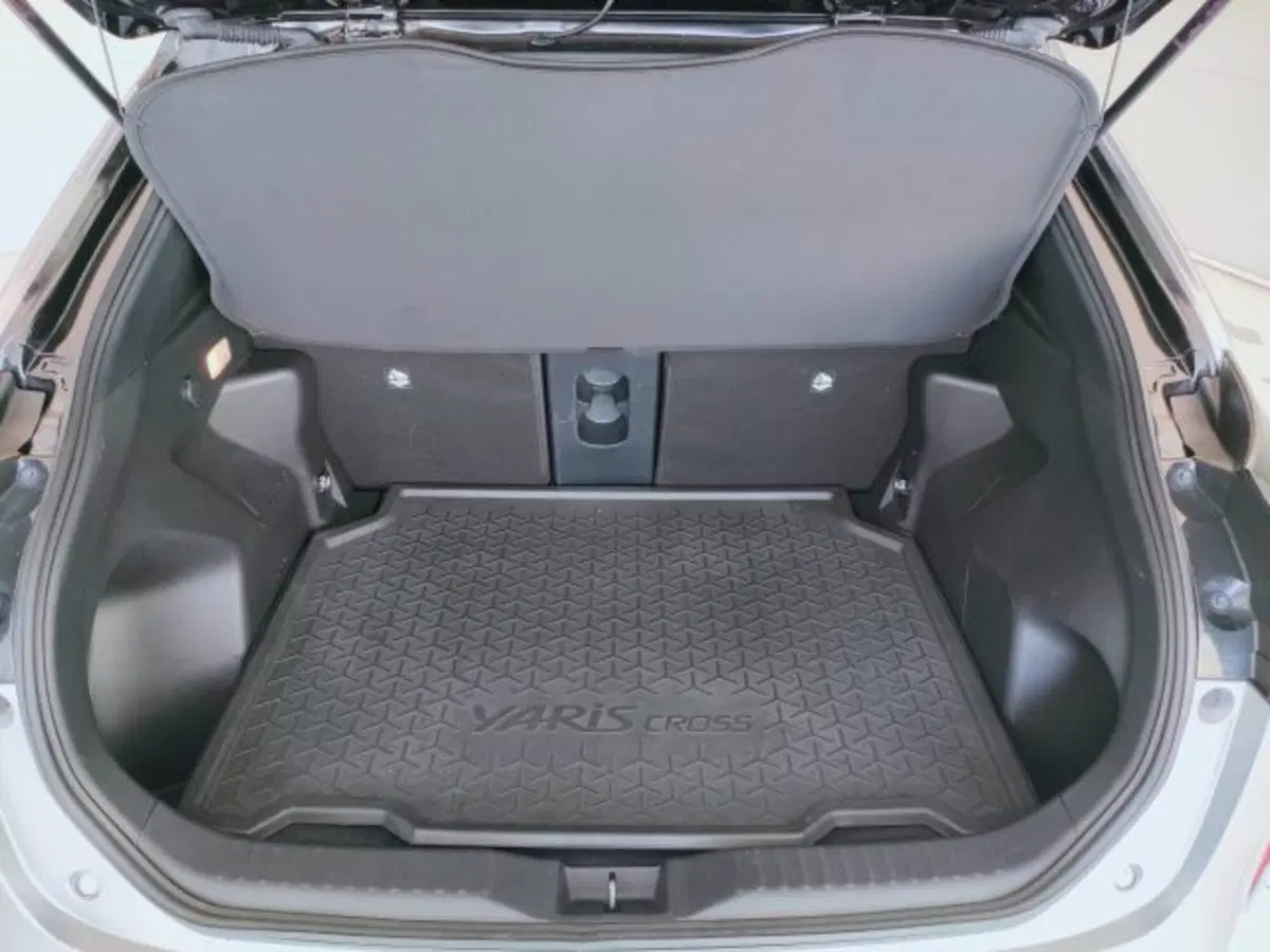 Toyota Yaris Cross usata a Teramo (9)