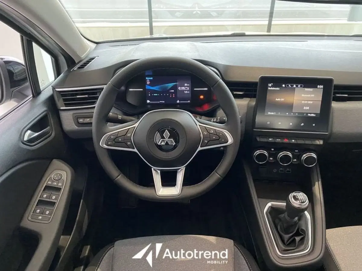 Mitsubishi Colt nuova a Lecce (11)