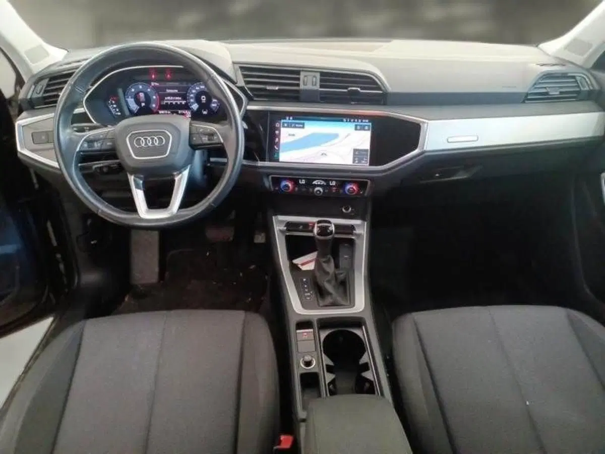Audi Q3 usata a Lecce (17)