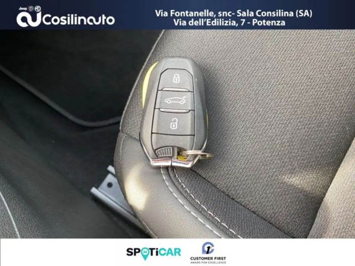 Jeep Avenger usata a Salerno (20)