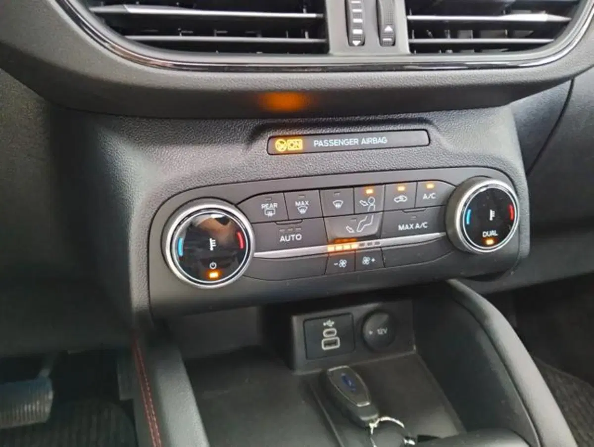 Ford Kuga usata a Como (17)
