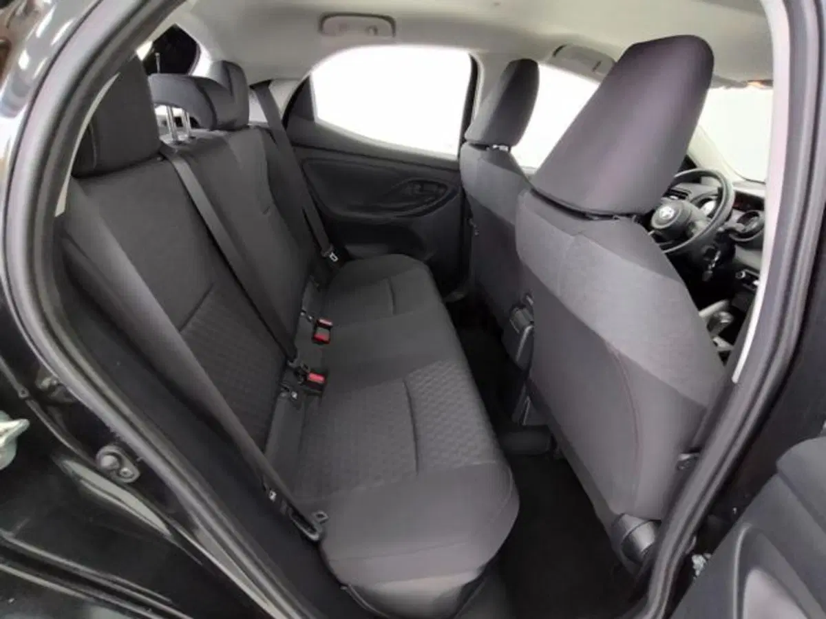 Toyota Yaris Cross usata a Como (5)