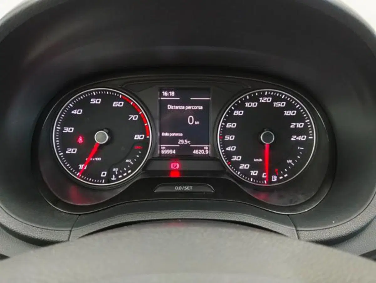 SEAT Ibiza usata a Como (10)