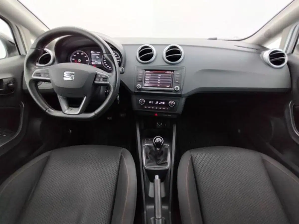 SEAT Ibiza usata a Como (4)