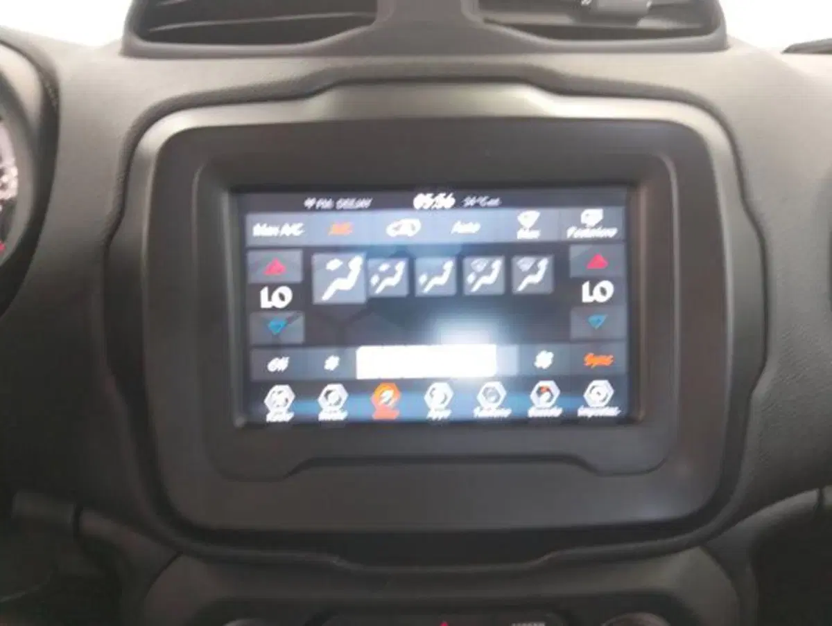 Jeep Renegade usata a Como (14)
