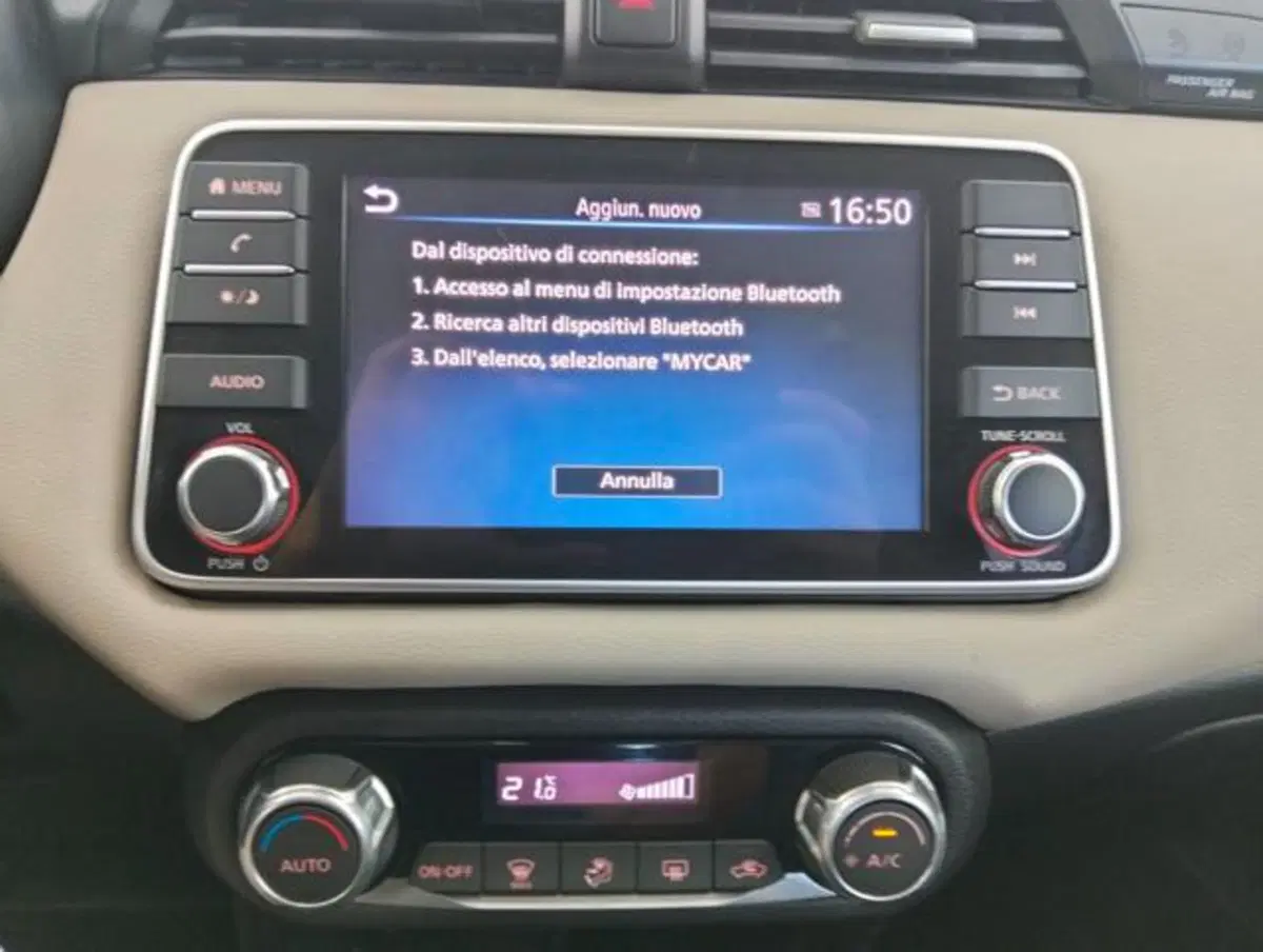 Nissan Micra usata a Como (13)