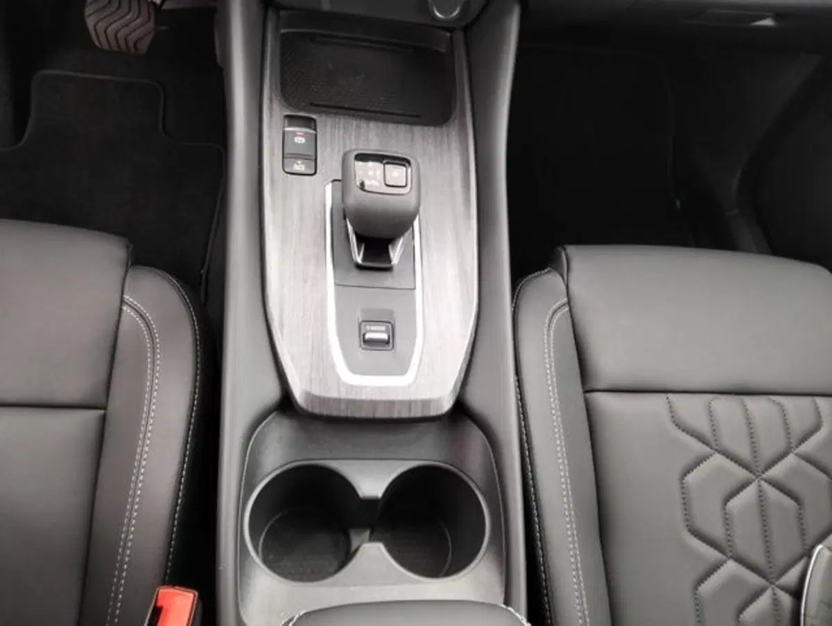 Nissan Qashqai nuova a Como (18)