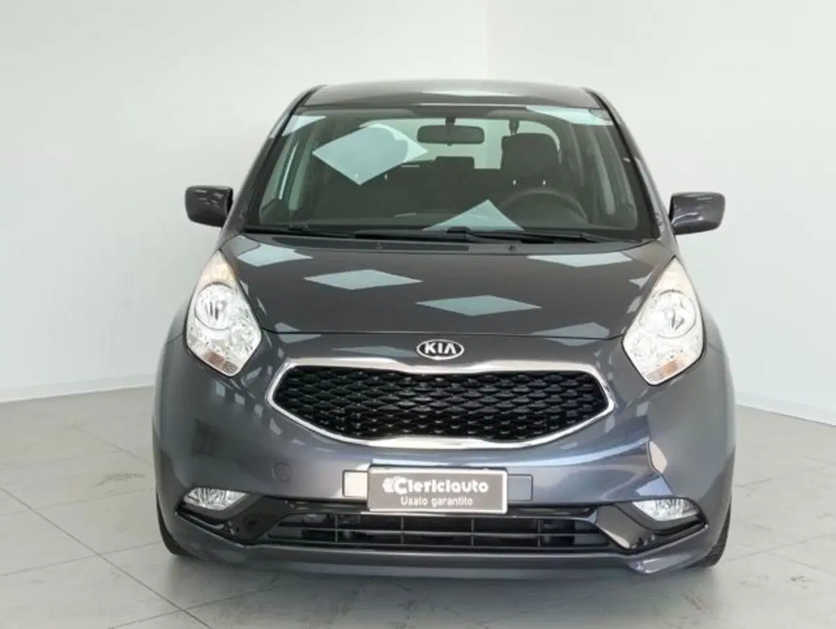 Kia Venga usata a Como (6)