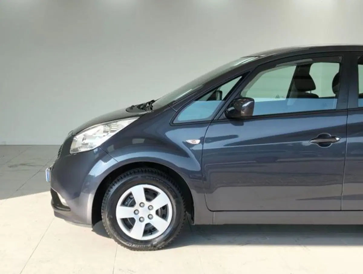Kia Venga usata a Como (9)