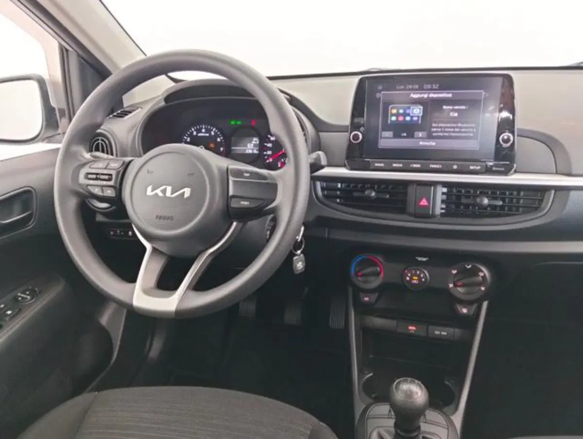Kia Picanto usata a Como (10)