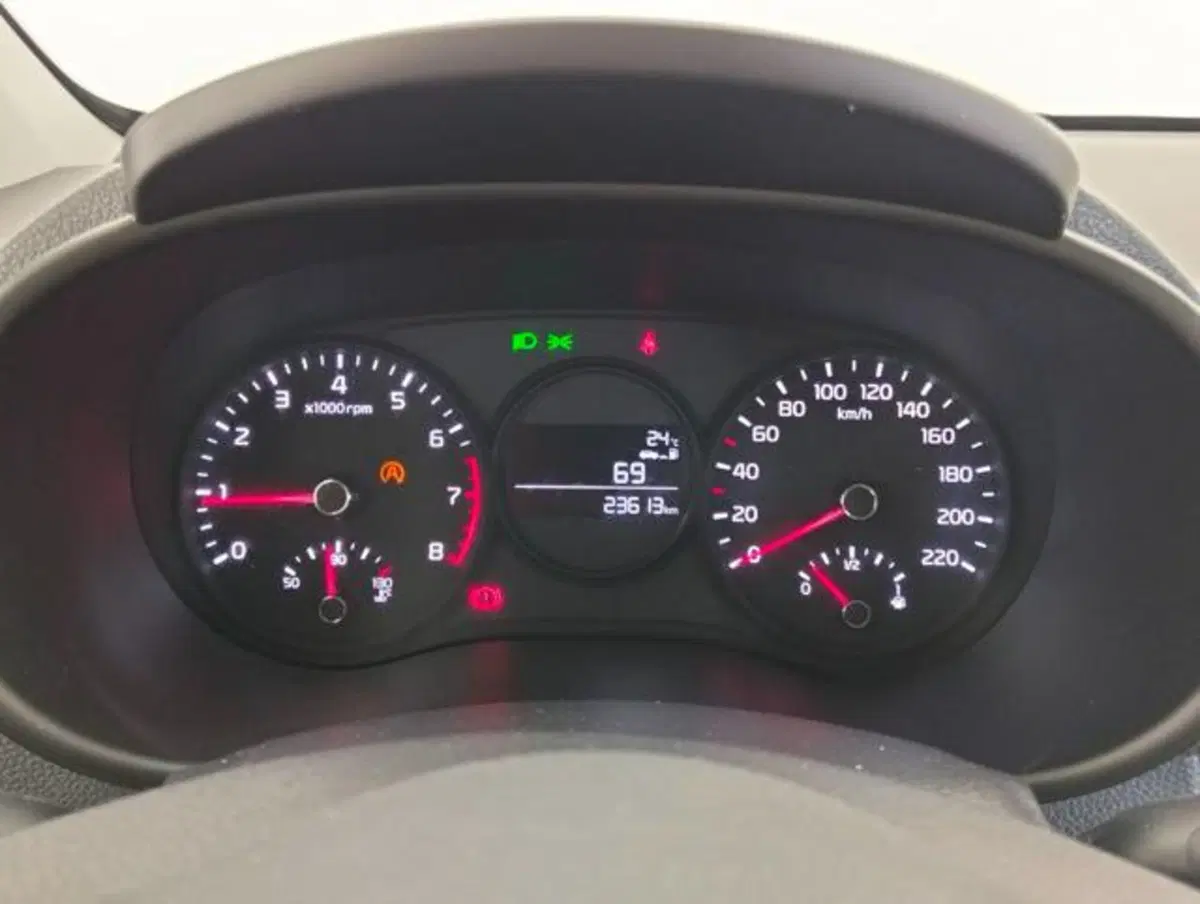 Kia Picanto usata a Como (11)